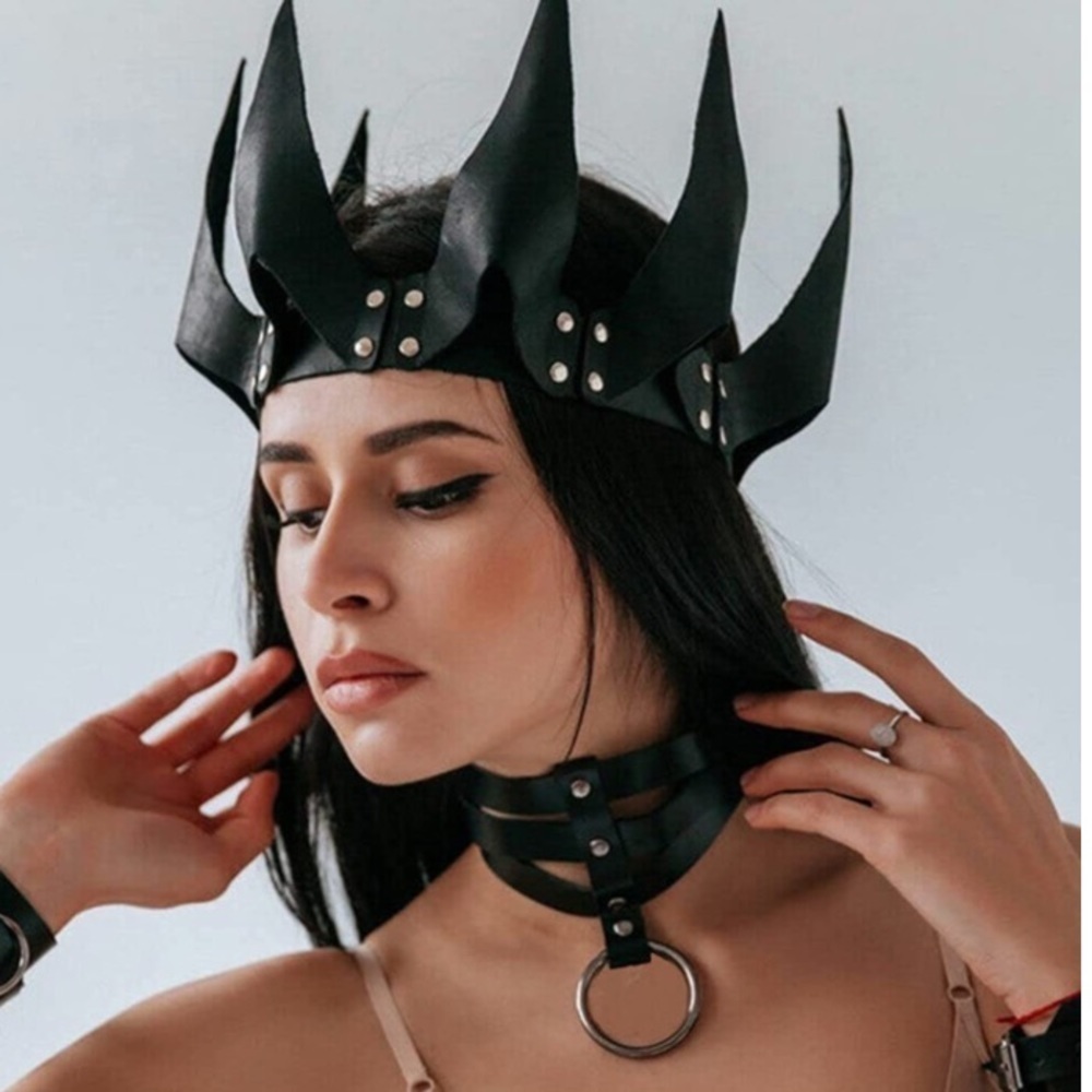 🆕 Black Leather Crown Devil Masquerade Face Mask Slave Bondage BDSM Costume NEW